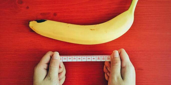 Penis measurement before enlargement using the example of a banana